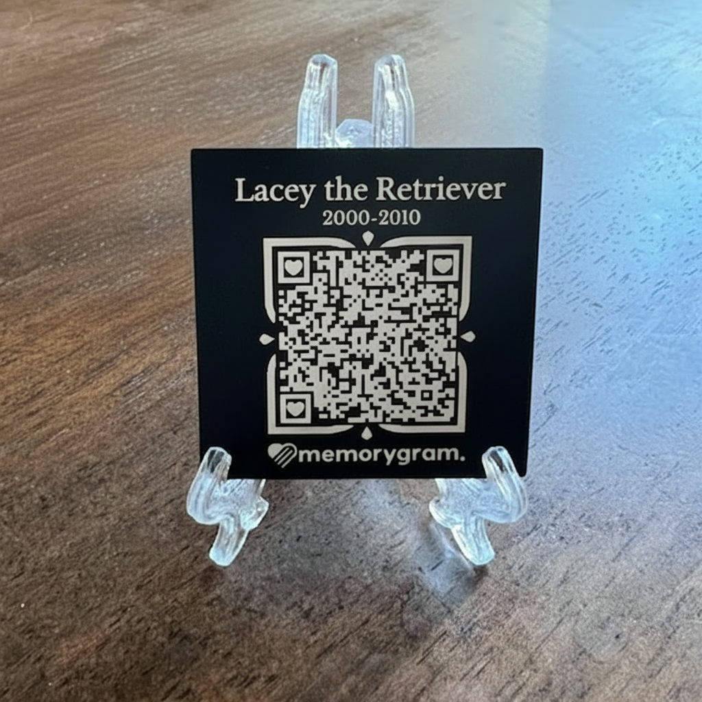 Memorygram QR Pet Medallion: Includes Virtual Memorial